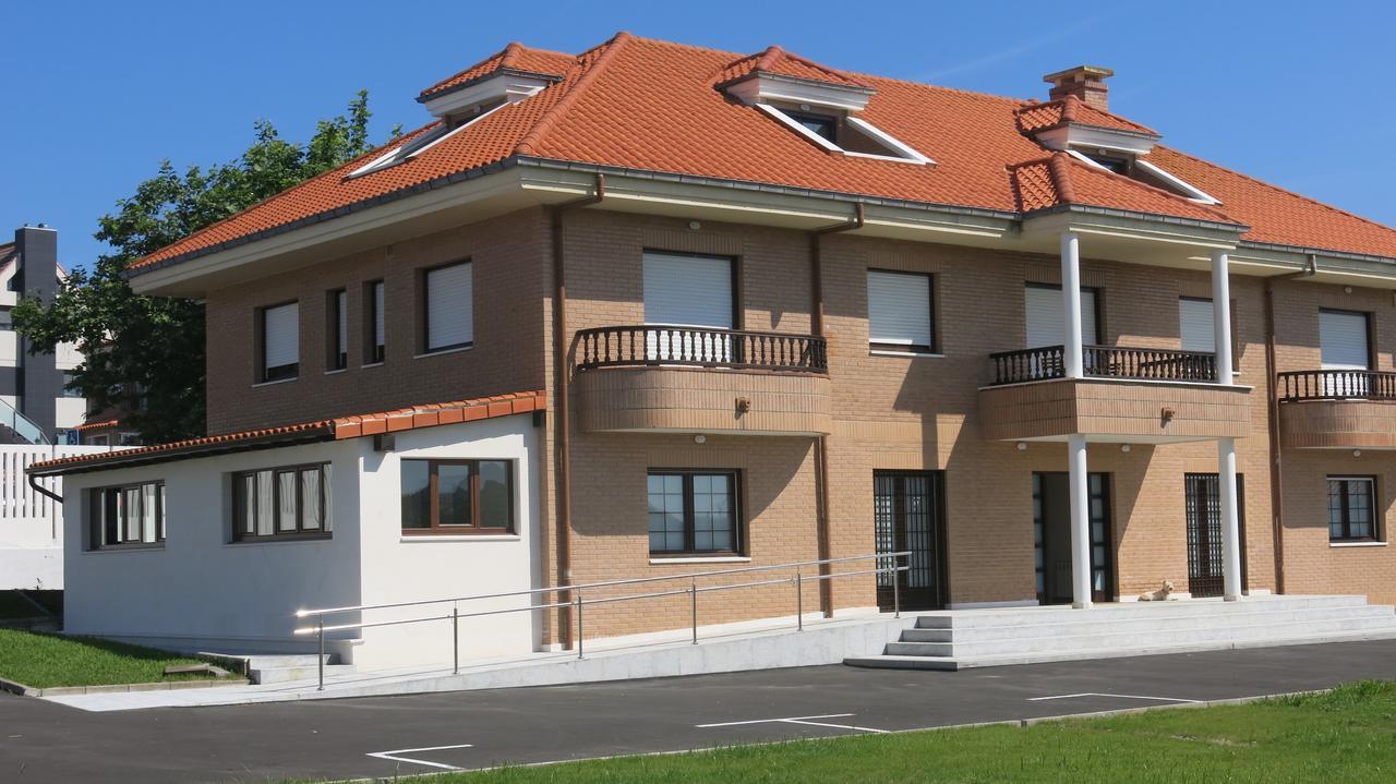 Apartamentos La Canal Soto de la Marina Bagian luar foto