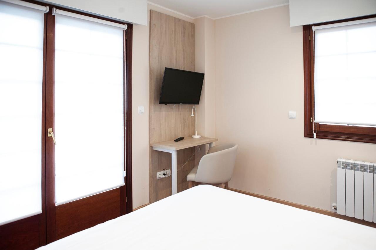 Apartamentos La Canal Soto de la Marina Bagian luar foto